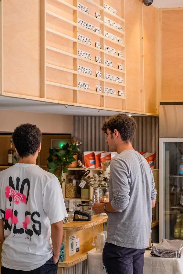 Latroupe Poblenou Beach Barcelona Hostel