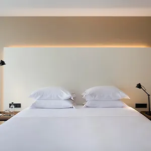 4* Hotel Casa Elliot